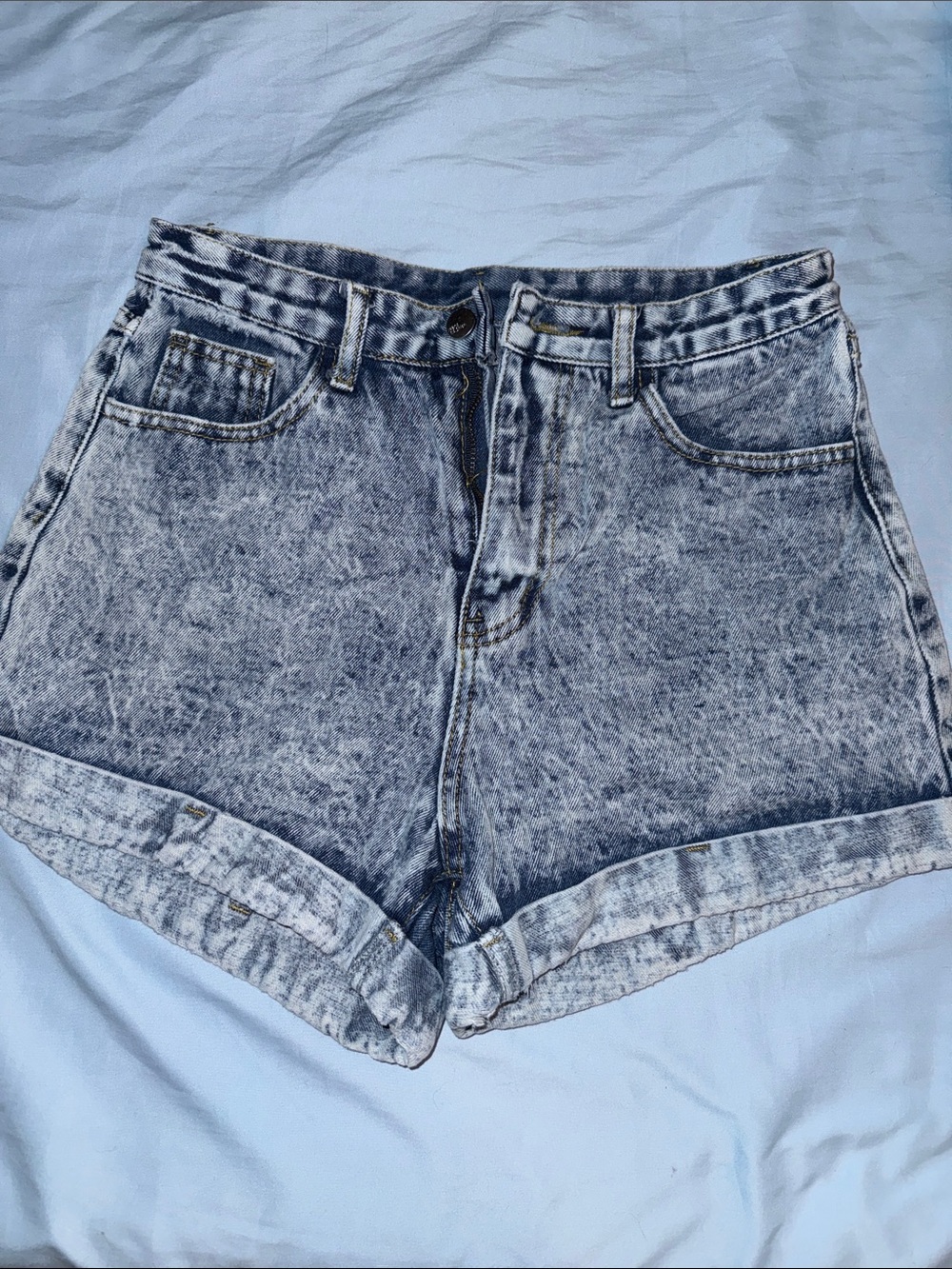SHEIN Light Gray Acid-Wash High-Rise Jean Shorts